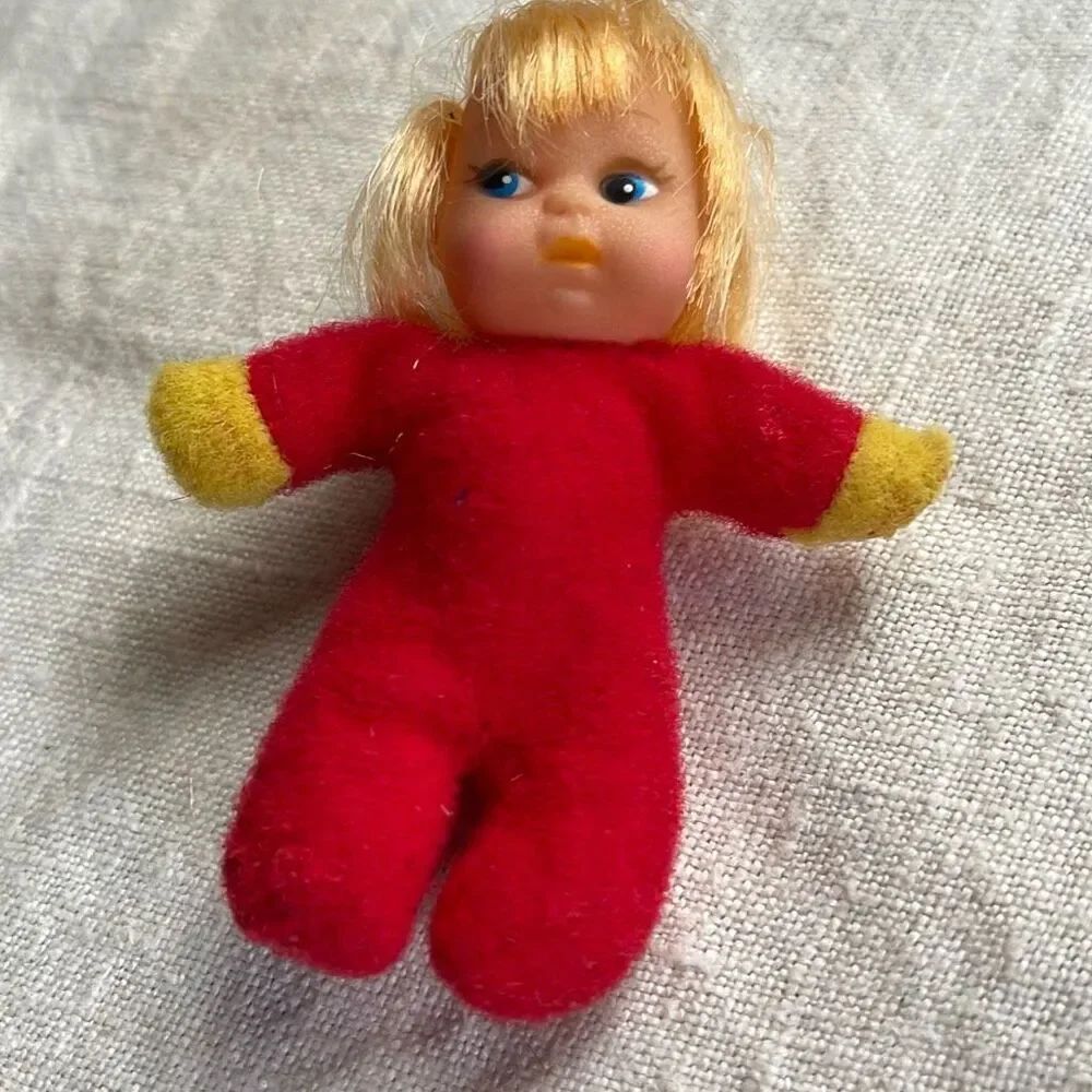 70’s vintage Baby Beans 3” vinyl face doll.